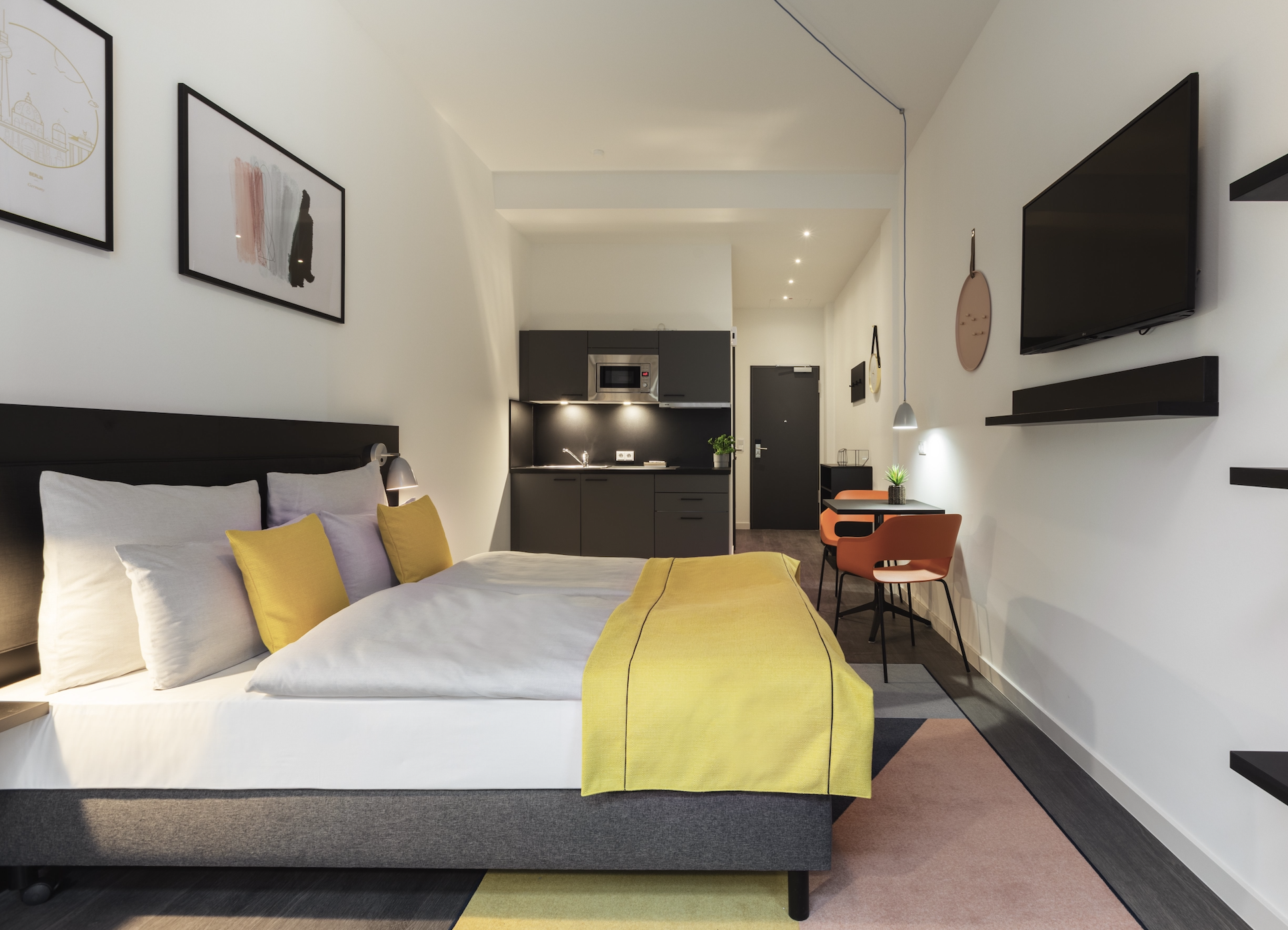 Candlewood Suites debuts in Europe