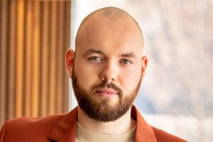 Sonder CEO Davidson steps down as Marriott deal completes