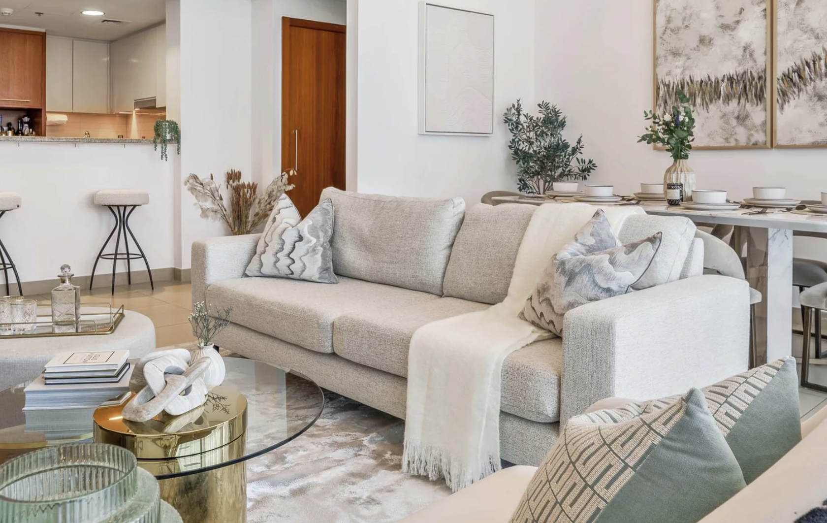 David Phillips Furniture Limited files NOI to appoint administrators