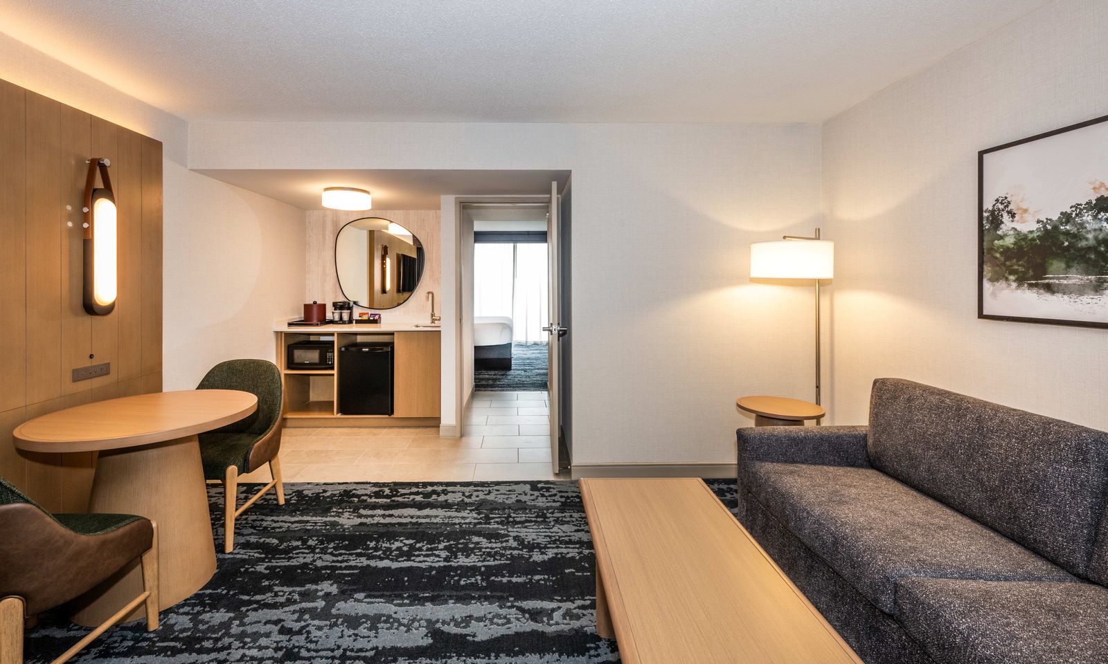 Embassy Suites completes multimillion-dollar renovation in Minneapolis