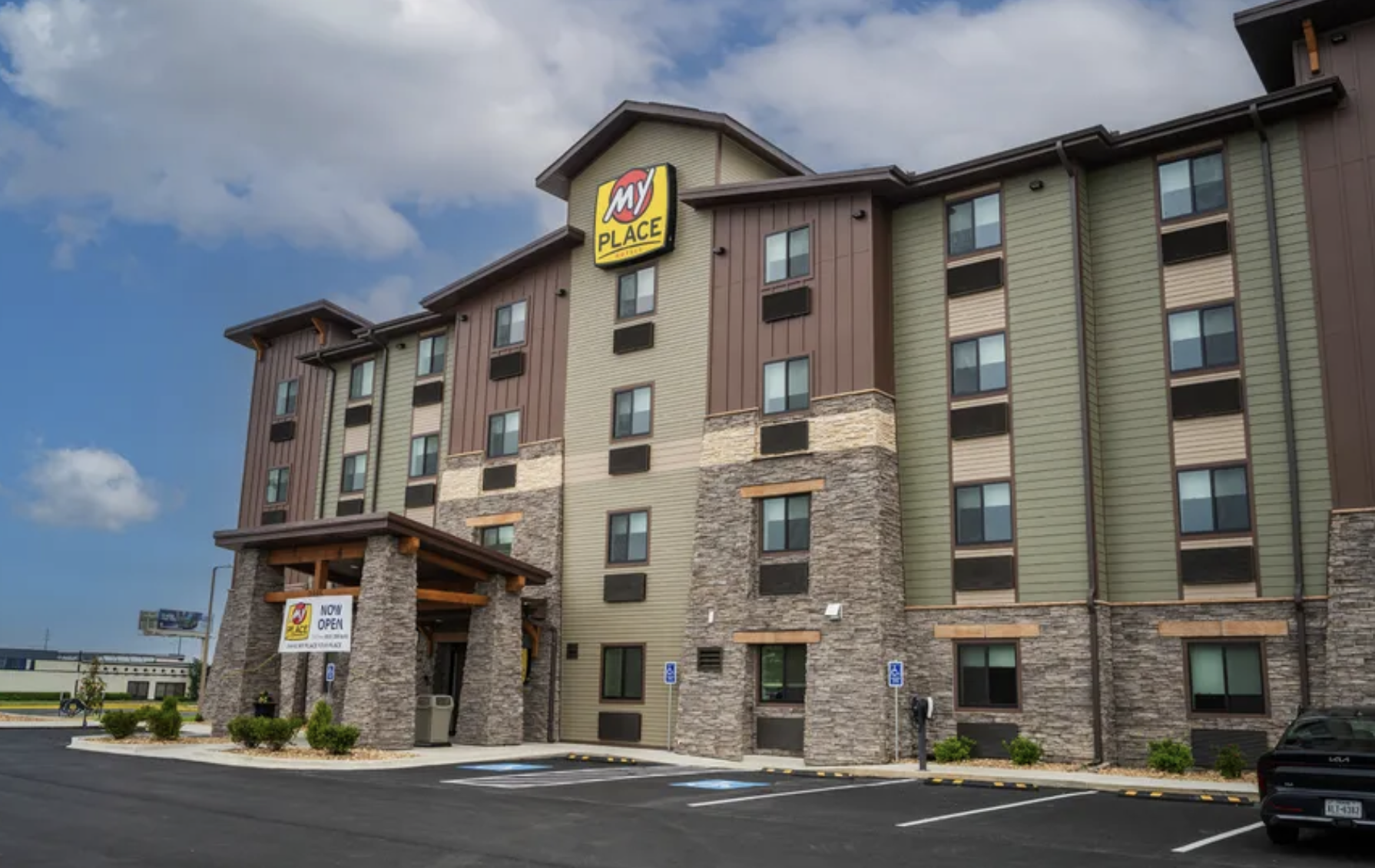 My Place Hotels introduces member rates for direct bookings